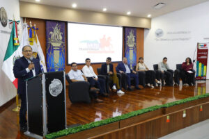 COMPARTEN EN FORO DIRIGIDO A ESTUDIANTES NUEVOS HALLAZGOS DE MARIANO ESCOBEDO